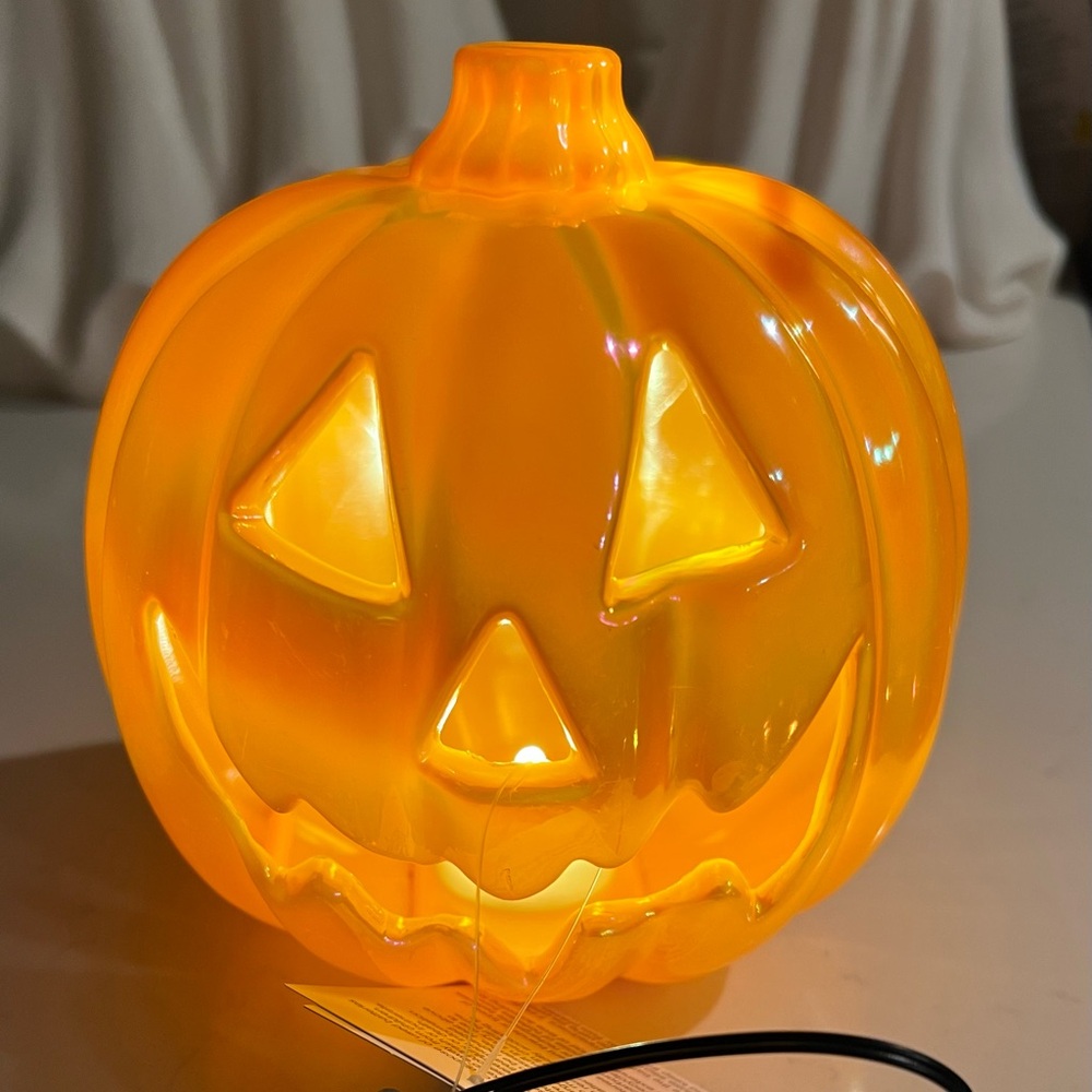 NWT  Orange Pumpkin Light